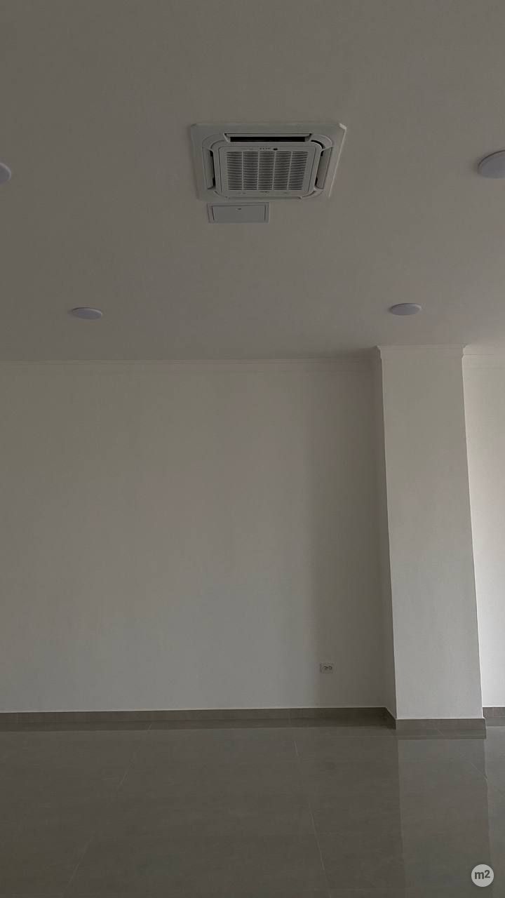 1754628042_64966400.jpg
