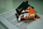 В 2015 году сделки купли-продажи недвижимости упали на 26%