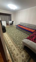 3-комнатная квартира (8 мкр., Октябрьский район, г. Бишкек)