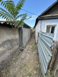 4-комнатный дом (40.00м2, 3.40 соток) , пер. Алданский 23(в районе Жибек-Жолу – Фучика, Первомайский район, г. Бишкек)